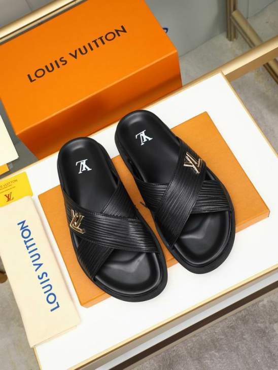 Picture of Louis Vuitton Slippers _SKULVsz38-46hnh0414992